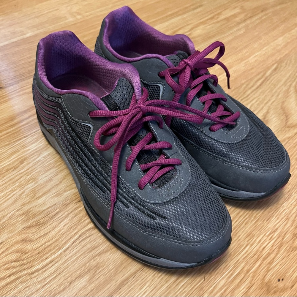 Dansko Shayla Walking Shoe Womens Sz 38Comfort Trainer Slip